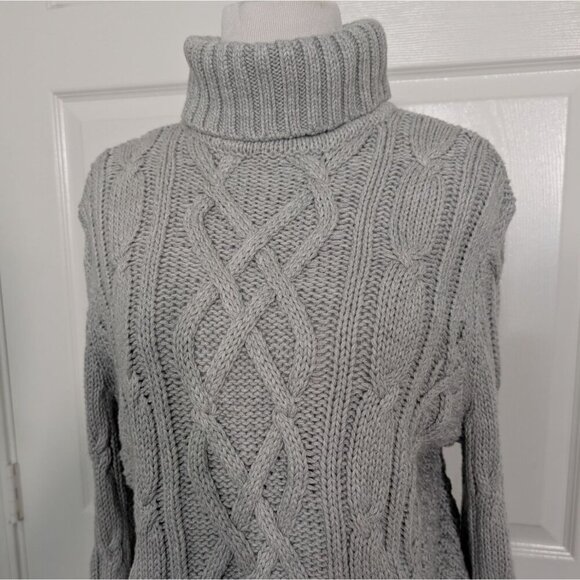 Lands End Cable Knit Drifter Turtleneck Womens Size Medium Gray Chunky Fisherman - Picture 2 of 9
